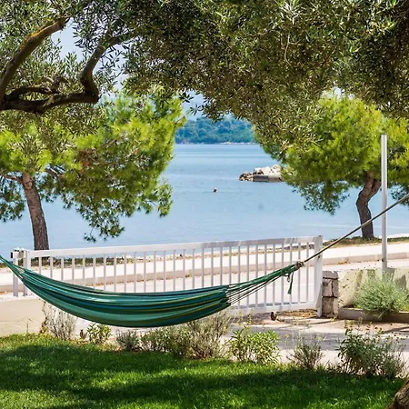 Glavor - One Bedroom With Terrace And Sea View *