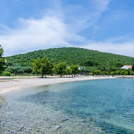 Glavor - One Bedroom With Terrace And Sea View *