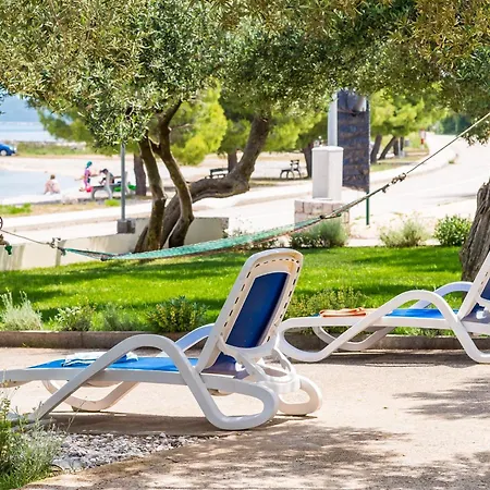 Glavor - One Bedroom With Terrace And Sea View Drače