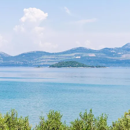 Glavor - One Bedroom With Terrace And Sea View *